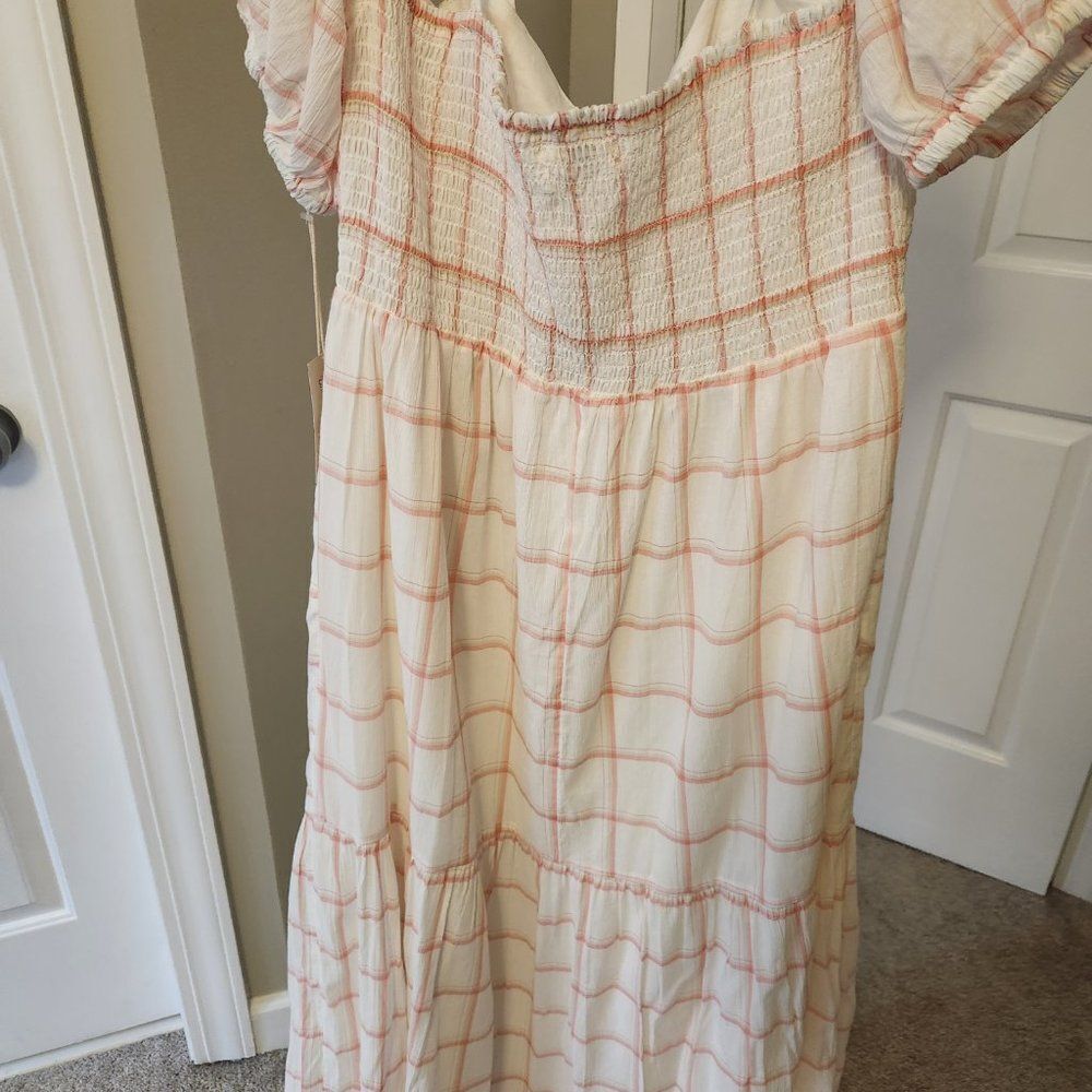 Universal Thread Women's Puff Short Sleeve A-Line Dress - Cream Plaid XL - Picture 7 of 9